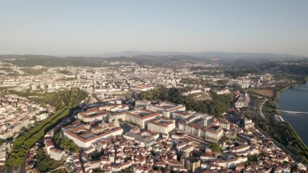 Coimbra Nın Portekiz Çevresini Çevreleyen Hava Panoramik Görüntüsü Kopyalama Alanı — Stok video