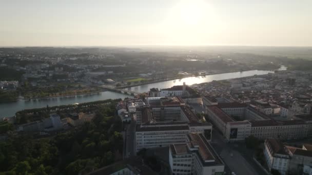 Coimbra Egyetem Mondego Folyó Táj Háttérben Portugália Légi Előrefelé — Stock videók