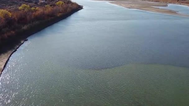 South Saskatchewan River Valley Cerca Sandy Point Park Norte Medicine — Vídeos de Stock