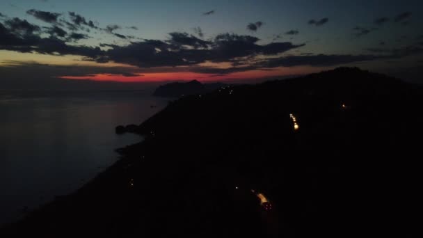ギリシャのコーフのパノラマの道から無人機によって撮影された日没後の美しい空 — ストック動画