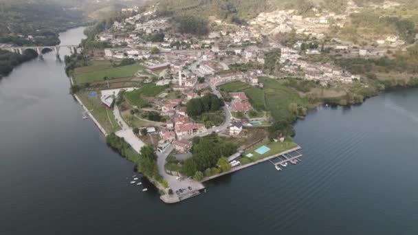 Entre Rios Strandstad Över Floden Douro Och Ponte Pedra Bron — Stockvideo