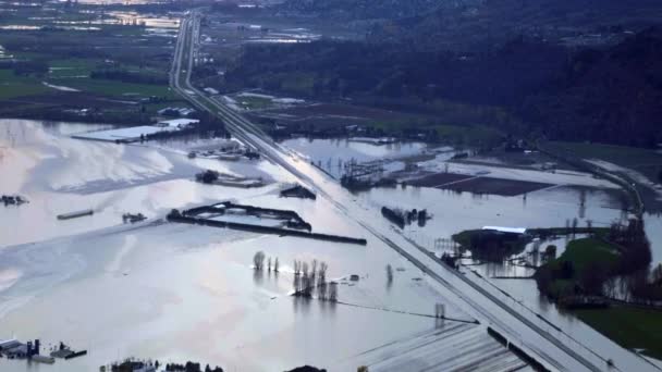 Autopista Inundada Tras Violentas Tormentas Inundación Columbia Británica Aérea — Vídeo de stock