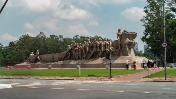 Movimento Timelapse Monumento Aos Bandeirantes Frente Parque Ibirapuera Paulo Avenida — Vídeo de Stock