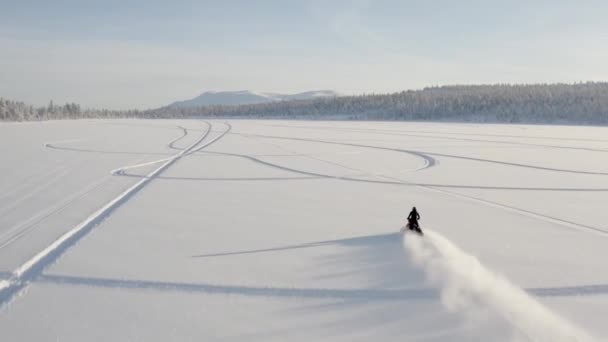 Kar Motosikletinin Hızlanma Görüntüsü — Stok video