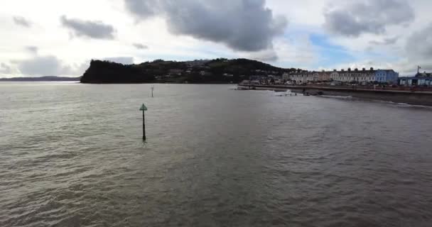 Panning Höger Skott Havet Vid Teignmouth Devon England Stormig Mulen — Stockvideo