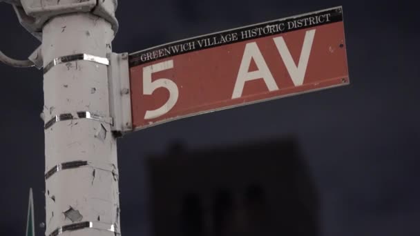 5Th Avenue Street Sign Nyc — Vídeo de Stock