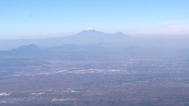 Över Pico Orizaba Vulkan Från Iztaccihuatl Vulkan — Stockvideo