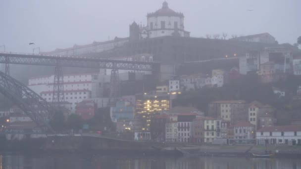 Pont Porto Vila Nova Gaia Sous Épais Brouillard Matinal Portugal — Video