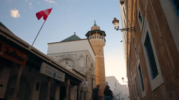 Socit Tunisienne Banque Straßenfassade Der Stb — Stockvideo