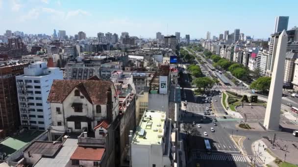 Vista Aérea Del Pequeño Chalet Muebleria Diaz Monumento Histórico Obelisco — Vídeos de Stock