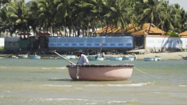 Pescatore Locale Ritorno Dal Viaggio Pesca Vietnam Follow Vista — Video Stock