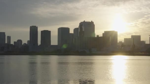 Salida Del Sol Sobre Ciudad Osaka Escena Madrugada Japón — Vídeo de stock