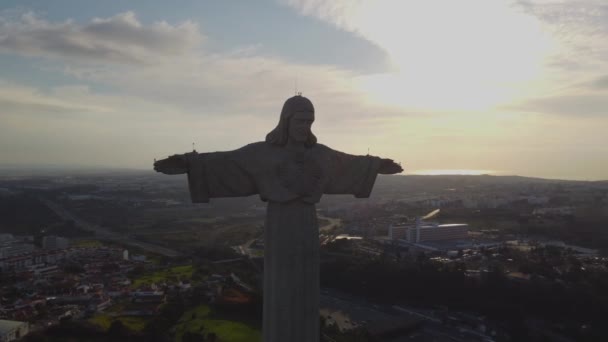 Drone Cirkelt Rond Het Machtige Christo Rei Jesus Christ Statue — Stockvideo