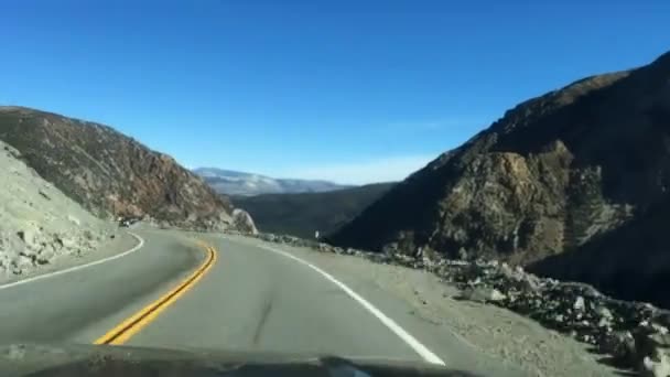 Hyperlapse Beelden Van Een Auto Een Vallei Een Zonnige Dag — Stockvideo