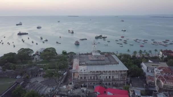 Aérienne Tournante Coucher Soleil Vieux Fort Musée Palais Zanzibar — Video