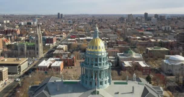 Colorado Capitólio Estado Com Drone Movendo Para Baixo Perto — Vídeo de Stock