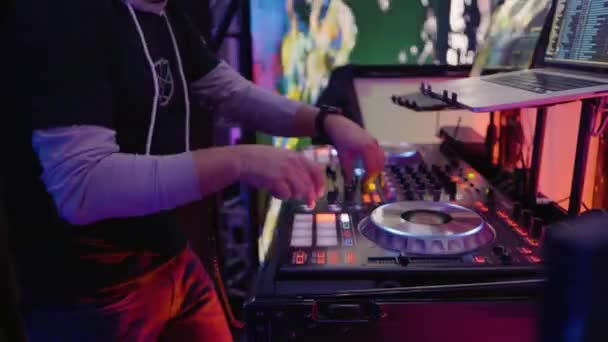 Tech House Pro Mixing Pad Muestra Interruptor Fader Habilidades Técnicas — Vídeos de Stock