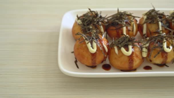 Ζυμαρικά Κεφτεδάκια Takoyaki Χταπόδια Ιαπωνικό Στυλ Φαγητού — Αρχείο Βίντεο