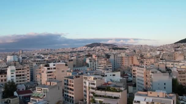 Vista Aérea Longe Rocha Acropolis Praça Monastiraki Atenas Ensolarada Greece — Vídeo de Stock