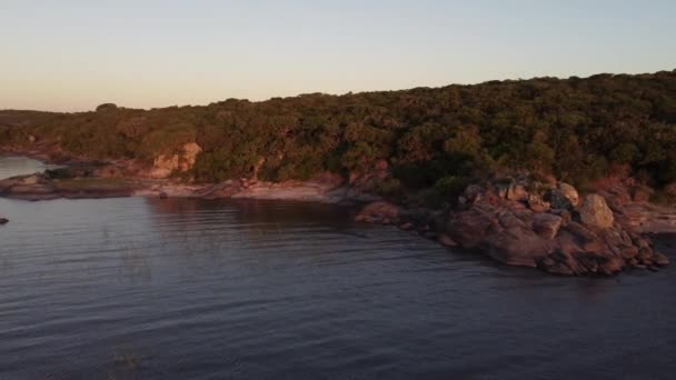 Personnes Relaxant Sur Bord Lac Laguna Negra Coucher Soleil Uruguay — Video