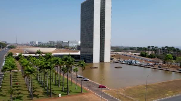 巴西利亚市中心的国会大厦的空中景观 国家首都市区的城市景观 — 图库视频影像