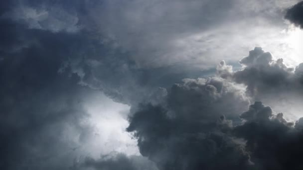 Pov Orage Avec Cumulonimbus Nuages Sombres Déplaçant Dans Ciel — Video