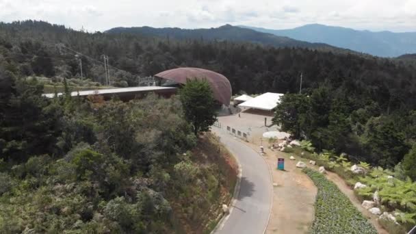 Vista Aérea Estación Metrocable Arvi Parque Arvi Medellín Colombia Tiro — Vídeos de Stock