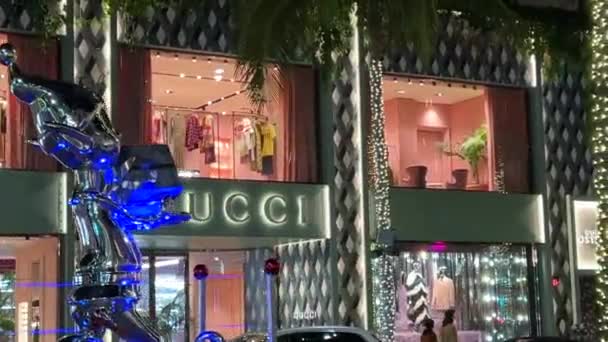 Gucci Sklep Przodu Rodeo Drive Boże Narodzenie Nocy Podczas Gdy — Wideo stockowe