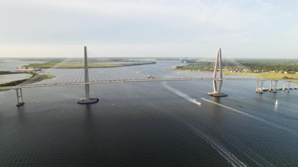 Arthur Ravenel Bridge Charleston South Carolina Antenn — Stockvideo