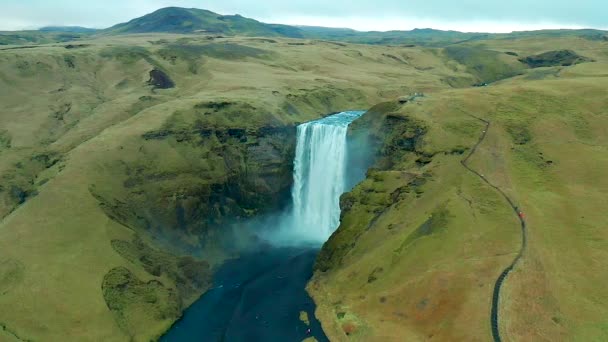 Luchtfoto Van Skogafoss Waterval Slow Motion Schilderachtig Landschap Ijsland — Stockvideo