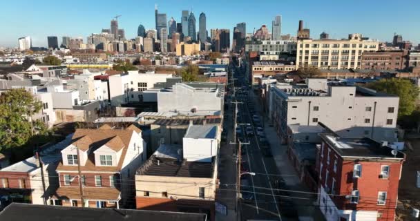 American City Aerial Truck Shot Zřízení Záběru Rezidenčního Života Centrem — Stock video