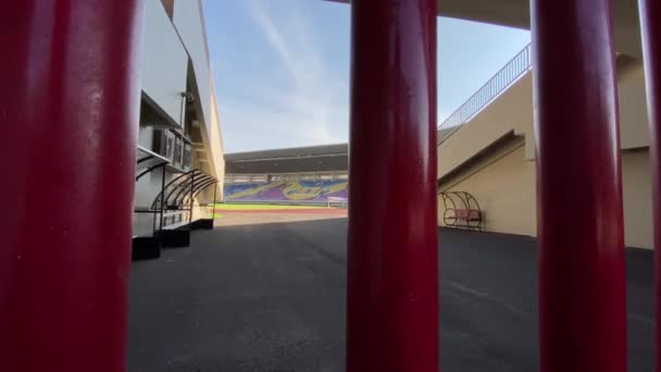 Tiroteios Épicos Esplendor Estádio Manahan Solo Principal Campo Futebol Cidade — Vídeo de Stock