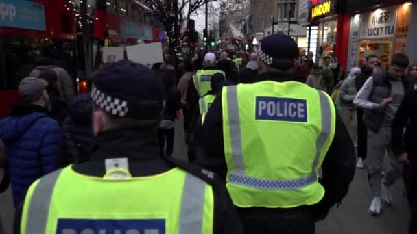 Slow Motion Shot Metropolitan Territorial Support Group Riot Police March — Stock Video