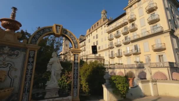 Zeitlupenschwenken Des Wunderschönen Luxus Grand Hotel Des Iles Borromes Stresa — Stockvideo