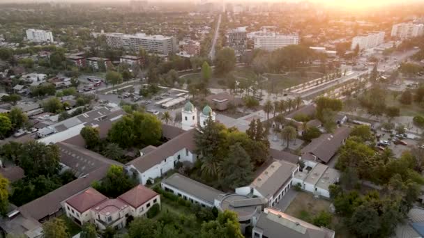 Luftaufnahme Der Kirche Los Dominicos Die Sich Ihren Beiden Markanten — Stockvideo