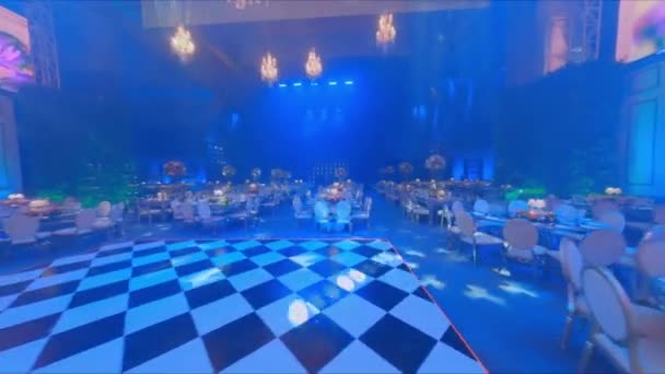 Vol Aérien Dessus Hall Décoré Luxe Avec Piste Danse Lumières — Video