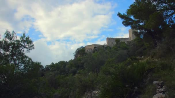 位于西班牙瓦伦西亚社区Castellon省Serra Irta自然公园的Santa Magdalena Pulpis城堡 中世纪城堡 的废墟景观 漂亮的防御工事 — 图库视频影像