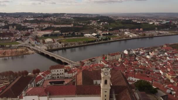 Flygbilder Coimbra Med Universitetstorn Portugal Flagga — Stockvideo