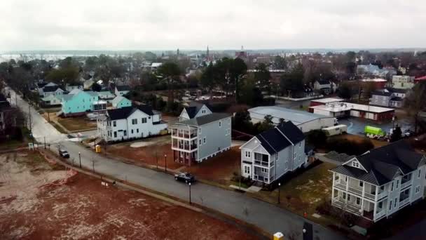 Neue Häuser Vordergrund Luftaufnahme Drängen Neue Bern Nördlich Carolina — Stockvideo