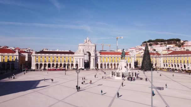 Drone Μέτριο Υψόμετρο Κινηματογραφώντας Arco Rua Augusta Μια Φωτεινή Και — Αρχείο Βίντεο