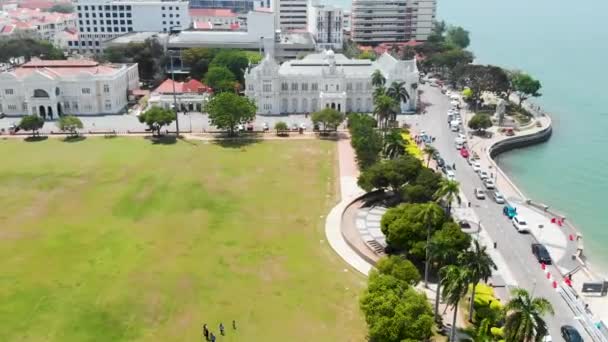 Leri Uçan Drone Penang Belediye Binası Nda Denizi Penang Sahili — Stok video