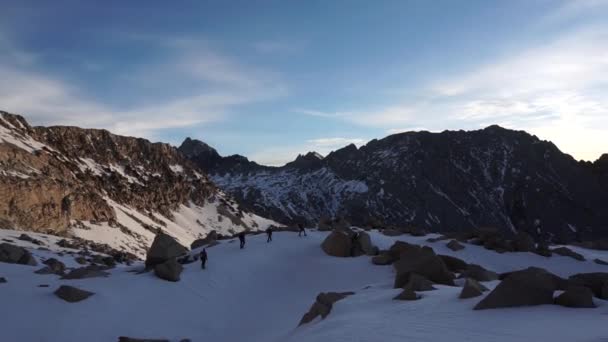 Escursioni Sulla Neve Nell Alta Sierra Vicino Bishop California — Video Stock