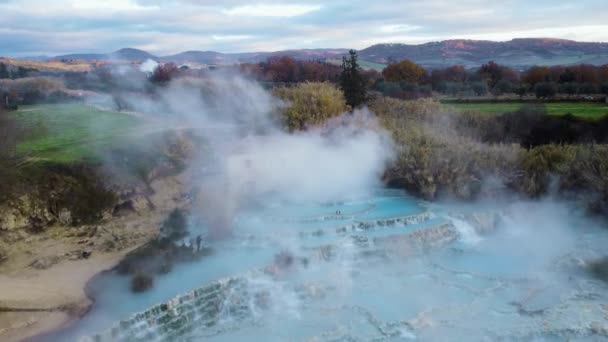 Geotermiska Varma Källorna Bad Och Vattenfall Saturnia Toscana Italien Nära — Stockvideo