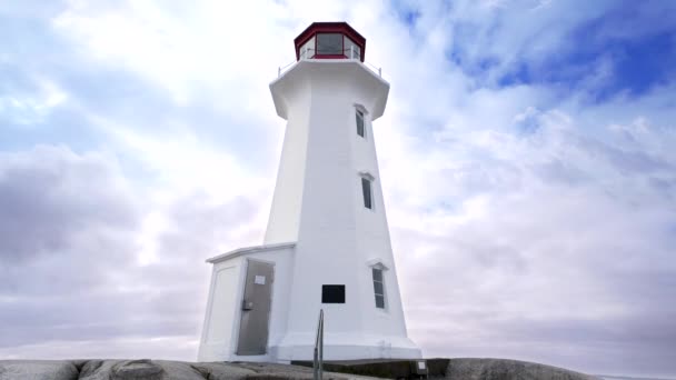 Vuurtoren Bij Peggy Cove Halifax Nova Scotia Held Schoot Tegen — Stockvideo