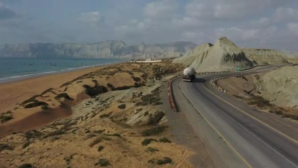 Luchtvaart Olietanker Die Langs Kustweg Van Makran Langs Golf Van — Stockvideo