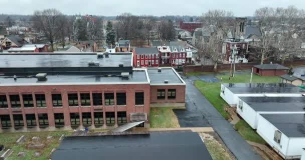 Caminhão Lateral Tiro Escola Pública Edifícios Modulares Temporários Sala Aula — Vídeo de Stock