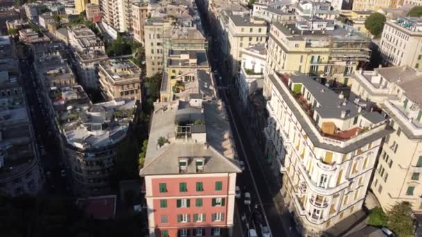 热那亚市中心的鸟瞰图 — 图库视频影像