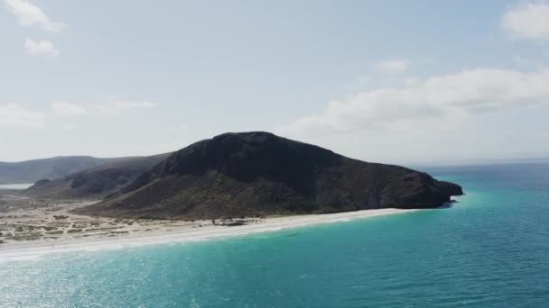 Drone Voa Direção Aos Picos Tecolote Beach Baja México — Vídeo de Stock