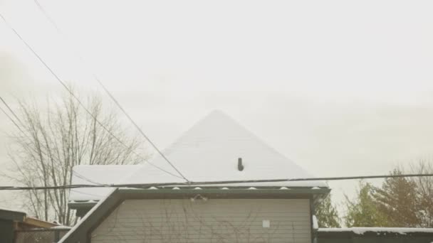 Toit Maison Couvert Neige Pendant Hiver Plan Angle Bas — Video
