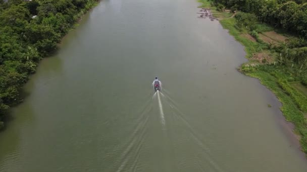 Vista Aérea Barco Tradicional Que Corre Por Río Opak Yogyakarta — Vídeos de Stock